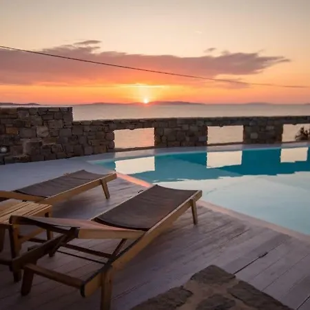 Elite 3 Bd With Pool & Sea View