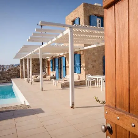 Elite 3 Bd With Pool & Sea View