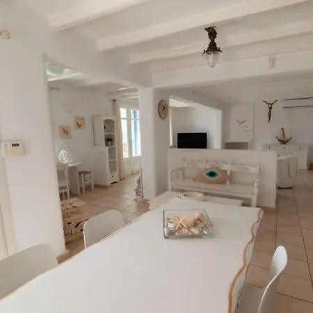 Elite 3 Bd With Pool & Sea View * Houlakia
